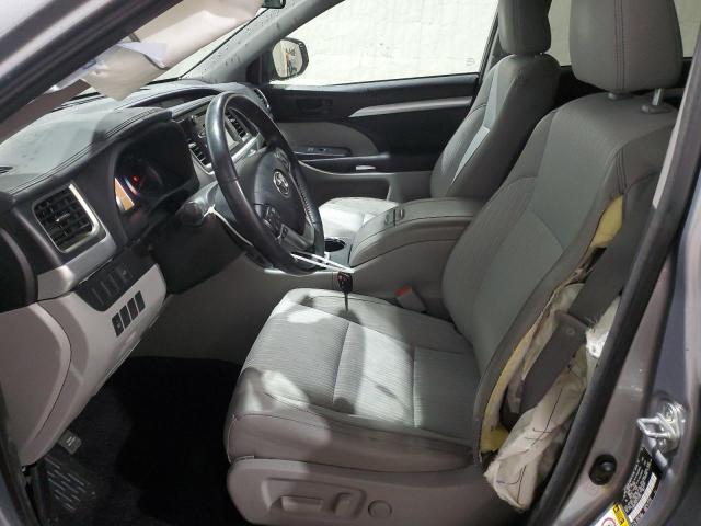 Photo 7 from auction – 2015 TOYOTA HIGHLANDER with VIN 5TDBKRFH4FS171845