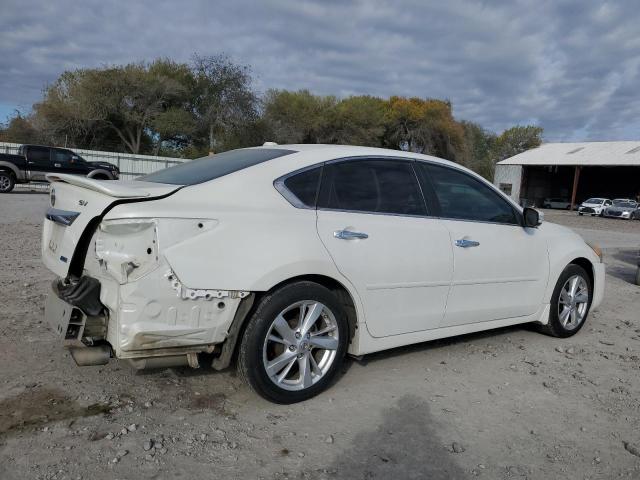 Photo 3 from auction – 2015 NISSAN ALTIMA 2.5 with VIN 1N4AL3AP3FC169659