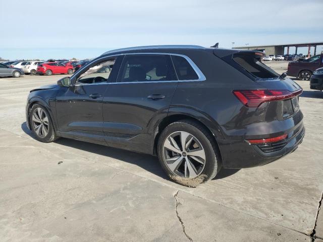Фото 2 с аукциона – 2024 AUDI Q8 E-TRON с VIN WA15AAGE2RB042305