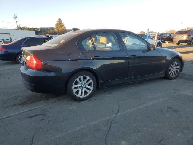 Photo 3 from auction – 2006 BMW 325 I with VIN WBAVB135X6KX62811