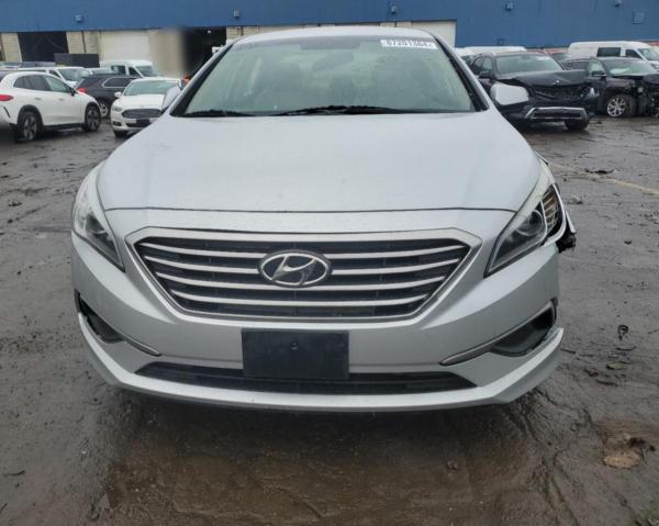 Photo 5 from auction – 2017 HYUNDAI SONATA SE with VIN 5NPE24AF4HH518637