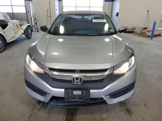 Photo 5 from auction – 2016 HONDA CIVIC LX with VIN 19XFC2F50GE015048