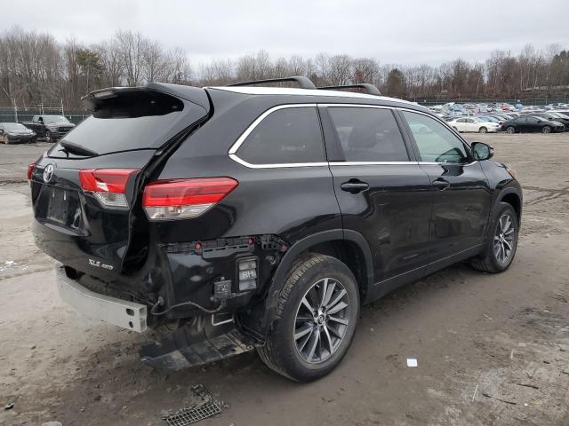 Photo 3 from auction – 2019 TOYOTA HIGHLANDER with VIN 5TDJZRFH3KS612270
