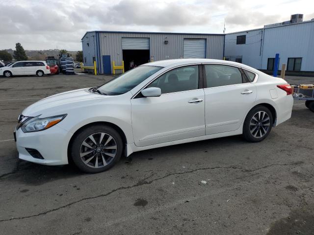 NISSAN ALTIMA 2.5 2016 with VIN 1N4AL3AP7GC203362 - Photo from auction