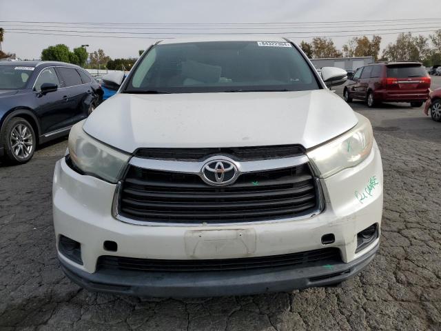 Photo 5 from auction – 2016 TOYOTA HIGHLANDER with VIN 5TDZKRFH0GS157134