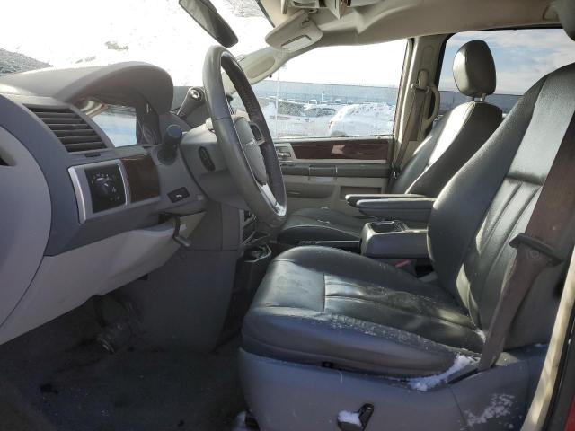 Photo 7 from auction – 2010 CHRYSLER TOWN & COU with VIN 2A4RR5D15AR250459