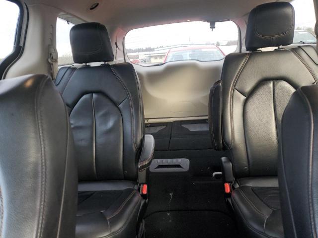 Photo 10 from auction – 2018 CHRYSLER PACIFICA T with VIN 2C4RC1BG8JR204129