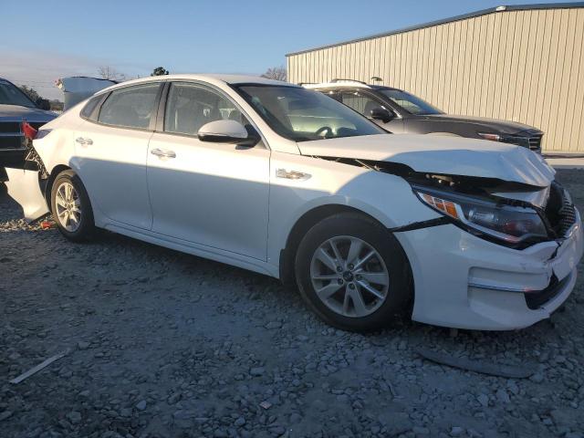 Photo 4 from auction – 2017 KIA OPTIMA LX with VIN 5XXGT4L33HG177932