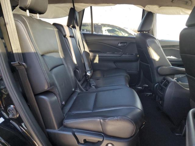 Photo 11 from auction – 2016 HONDA PILOT TOUR with VIN 5FNYF6H92GB011018