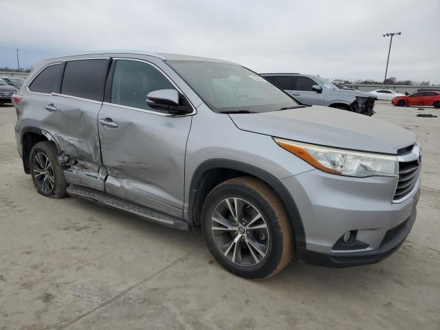 Photo 4 from auction – 2016 TOYOTA HIGHLANDER with VIN 5TDKKRFH7GS136041