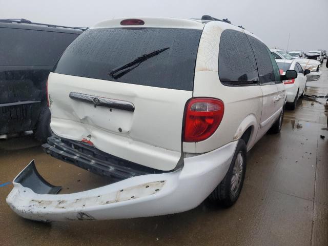 Photo 3 from auction – 2005 CHRYSLER TOWN & COU with VIN 2C4GP54L45R187736