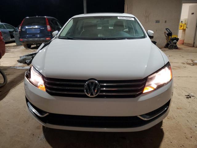 Photo 5 from auction – 2014 VOLKSWAGEN PASSAT SE with VIN 1VWBT7A36EC096754