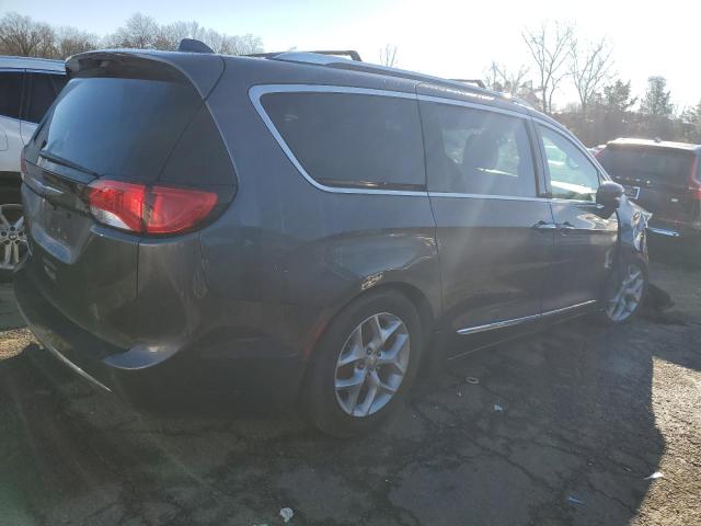 Photo 3 from auction – 2018 CHRYSLER PACIFICA T with VIN 2C4RC1BG4JR270516