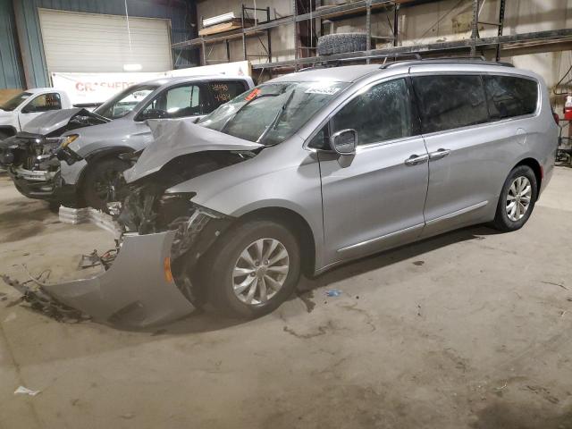 CHRYSLER PACIFICA 2017 with VIN 2C4RC1BG8HR691701 - Photo from auction
