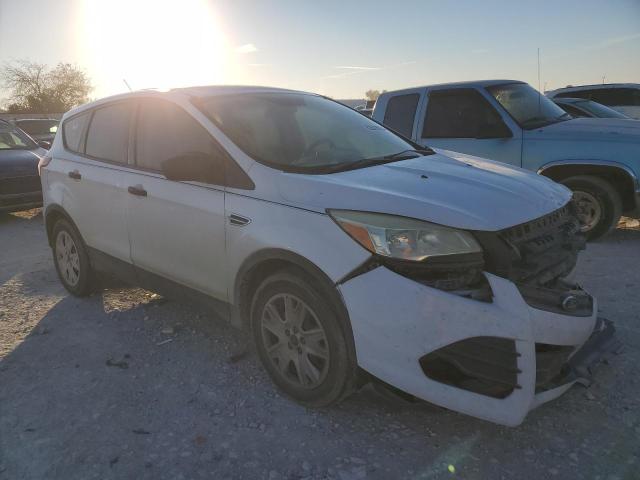 Photo 4 from auction – 2016 FORD ESCAPE S with VIN 1FMCU0F78GUB46876