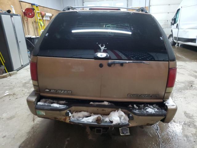 Photo 6 from auction – 2002 CHEVROLET BLAZER with VIN 1GNCS18WX2K222338