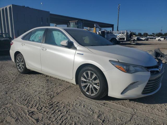 Photo 4 from auction – 2016 TOYOTA CAMRY with VIN 4T1BD1FK7GU194052