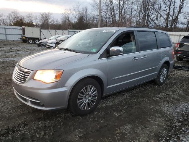 CHRYSLER TOWN & COU 2014 with VIN 2C4RC1CG0ER195348 - Photo from auction