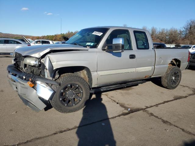 CHEVROLET SILVERADO 2005 with VIN 2GCEK19BX51381121 - Photo from auction