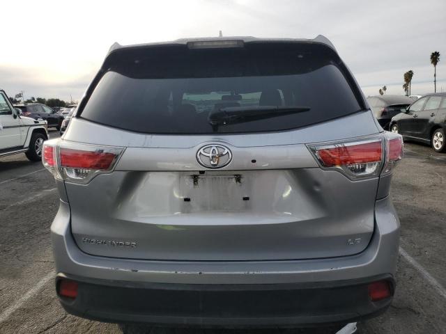 Photo 6 from auction – 2015 TOYOTA HIGHLANDER with VIN 5TDZKRFH2FS057258