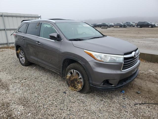 Photo 4 from auction – 2015 TOYOTA HIGHLANDER with VIN 5TDJKRFH5FS118812