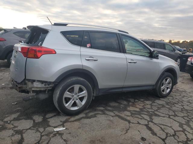 Photo 3 from auction – 2013 TOYOTA RAV4 XLE with VIN JTMRFREV4DD008342