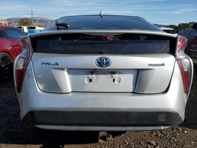 Photo 6 from auction – 2016 TOYOTA PRIUS with VIN JTDKARFU2G3010784