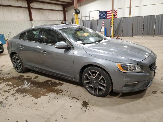 Zdjęcie 4 z aukcji – 2017 VOLVO S60 DYNAMI z VIN YV140MTL2H2426684
