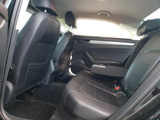 Photo 10 from auction – 2015 VOLKSWAGEN PASSAT S with VIN 1VWAT7A3XFC063754