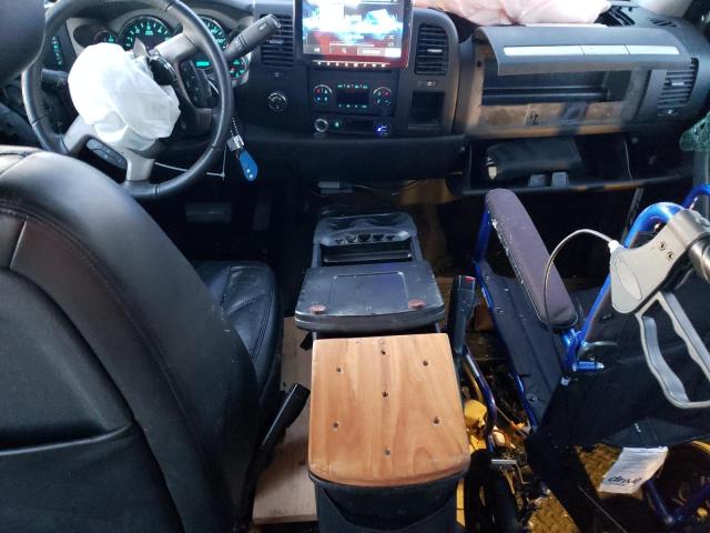 Photo 8 from auction – 2011 GMC SIERRA K15 with VIN 3GTP2VE31BG158337