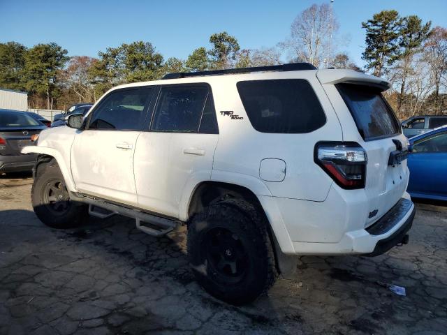 Photo 2 from auction – 2020 TOYOTA 4RUNNER SR with VIN JTEBU5JR2L5742734