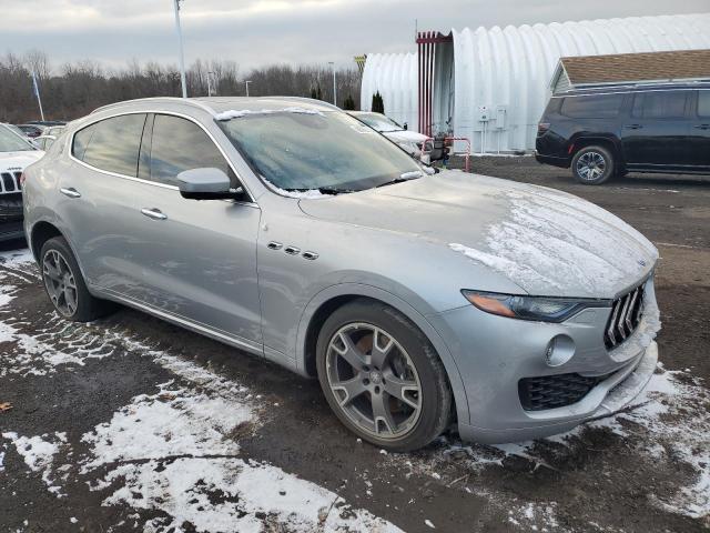 Photo 4 from auction – 2017 MASERATI LEVANTE S with VIN ZN661YUL2HX249363