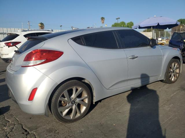 Photo 3 from auction – 2016 HYUNDAI VELOSTER with VIN KMHTC6AD3GU285879