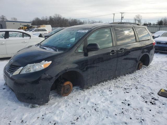 TOYOTA SIENNA LE 2016 with VIN 5TDKK3DC0GS739305 - Photo from auction