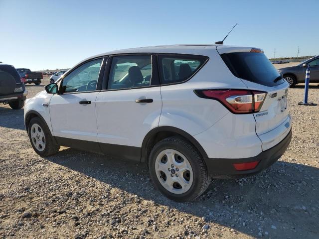 Photo 2 from auction – 2018 FORD ESCAPE S with VIN 1FMCU0F73JUB16255