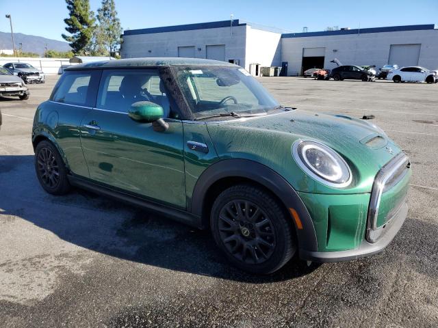 Photo 4 from auction – 2023 MINI COOPER SE with VIN WMW13DJ01P2S54412