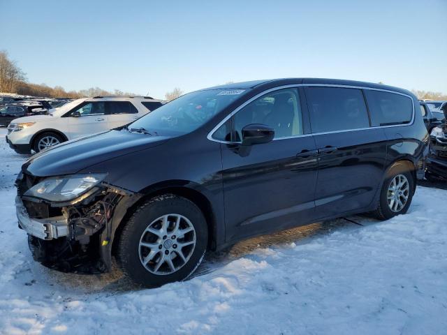 CHRYSLER PACIFICA T 2017 with VIN 2C4RC1DG4HR577501 - Photo from auction