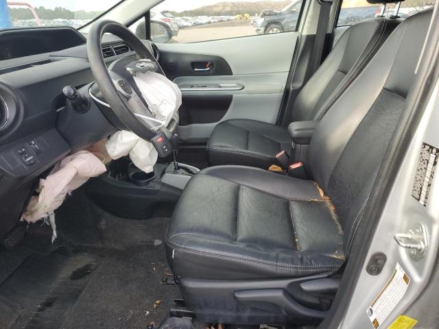 Photo 7 from auction – 2012 TOYOTA PRIUS C with VIN JTDKDTB34C1011751