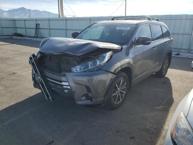 TOYOTA HIGHLANDER 2018 with VIN 5TDJZRFH8JS553179 - Photo from auction