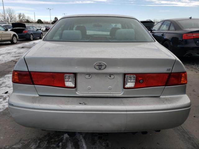 Photo 6 from auction – 2000 TOYOTA CAMRY CE with VIN 4T1BG22K1YU649823