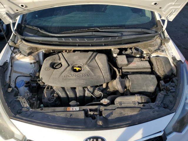Photo 11 from auction – 2015 KIA FORTE LX with VIN KNAFX4A60F5306866