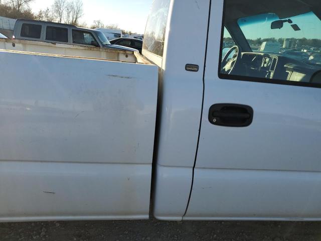 Photo 10 from auction – 2005 CHEVROLET SILVERADO with VIN 1GCHC24285E150966