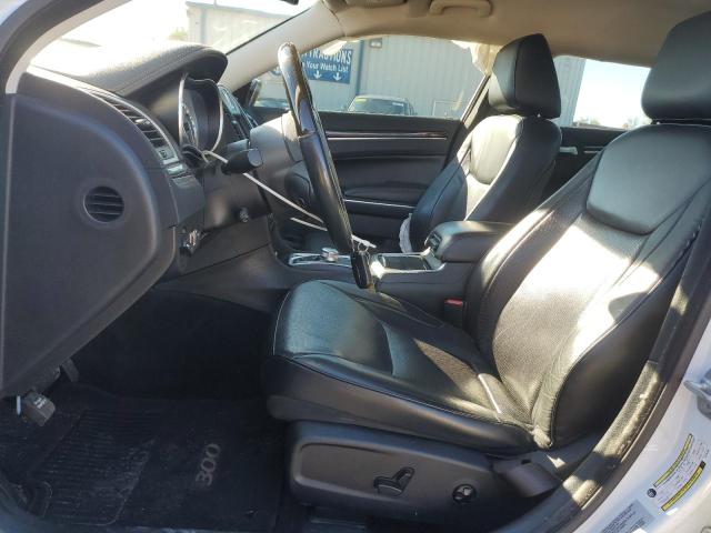 Photo 7 from auction – 2018 CHRYSLER 300 LIMITE with VIN 2C3CCAEG6JH137381