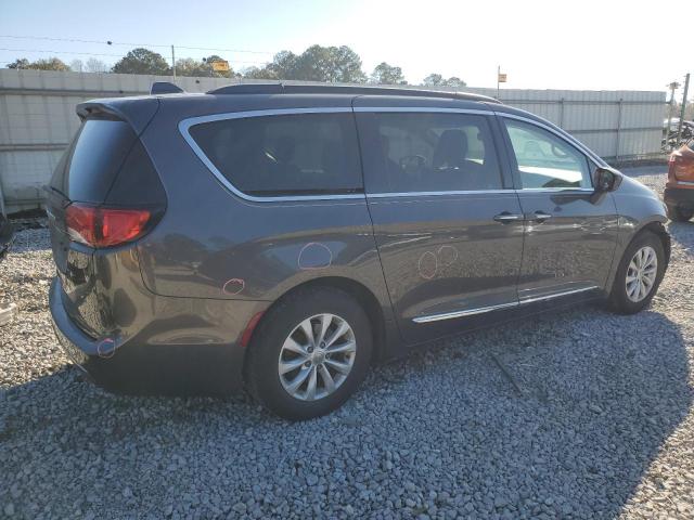 Photo 3 from auction – 2017 CHRYSLER PACIFICA T with VIN 2C4RC1BGXHR667500