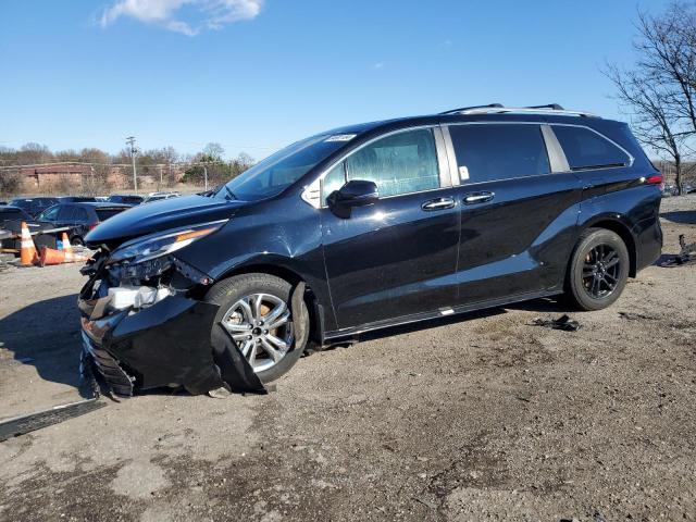 TOYOTA SIENNA LIM 2023 with VIN 5TDESKFC7PS102867 - Photo from auction