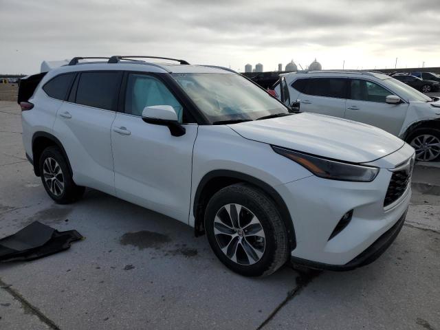 Photo 4 from auction – 2024 TOYOTA HIGHLANDER with VIN 5TDKDRAH5RS541710