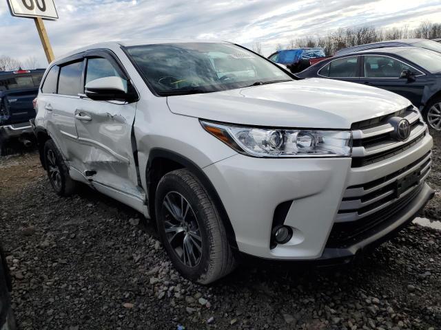 Photo 4 from auction – 2018 TOYOTA HIGHLANDER with VIN 5TDBZRFH6JS863898