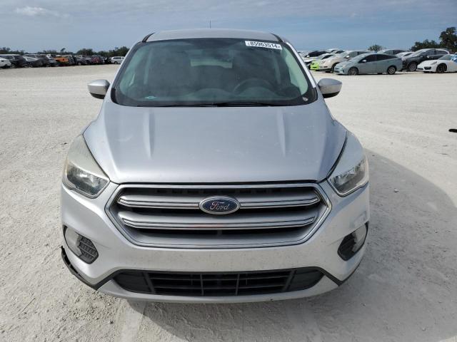 Photo 5 from auction – 2017 FORD ESCAPE SE with VIN 1FMCU0GD6HUE65327