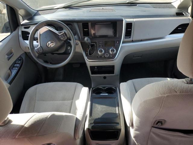 Photo 8 from auction – 2017 TOYOTA SIENNA LE with VIN 5TDKZ3DC4HS880262