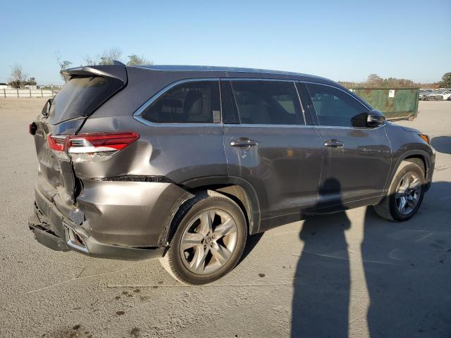 Photo 3 from auction – 2017 TOYOTA HIGHLANDER with VIN 5TDYZRFH6HS227146
